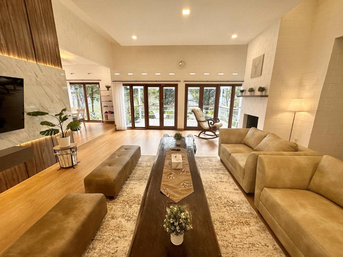 Villa Putih Le Cordon Бандунг Екстериор снимка